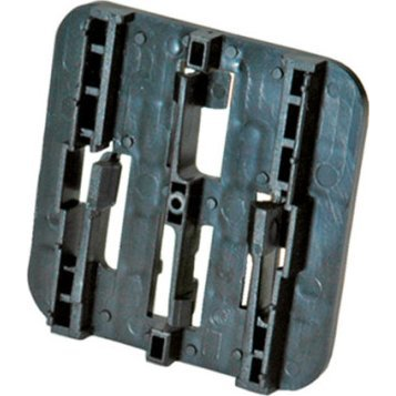 Adapter prowadzący do zestawu ramek natynkowych, I