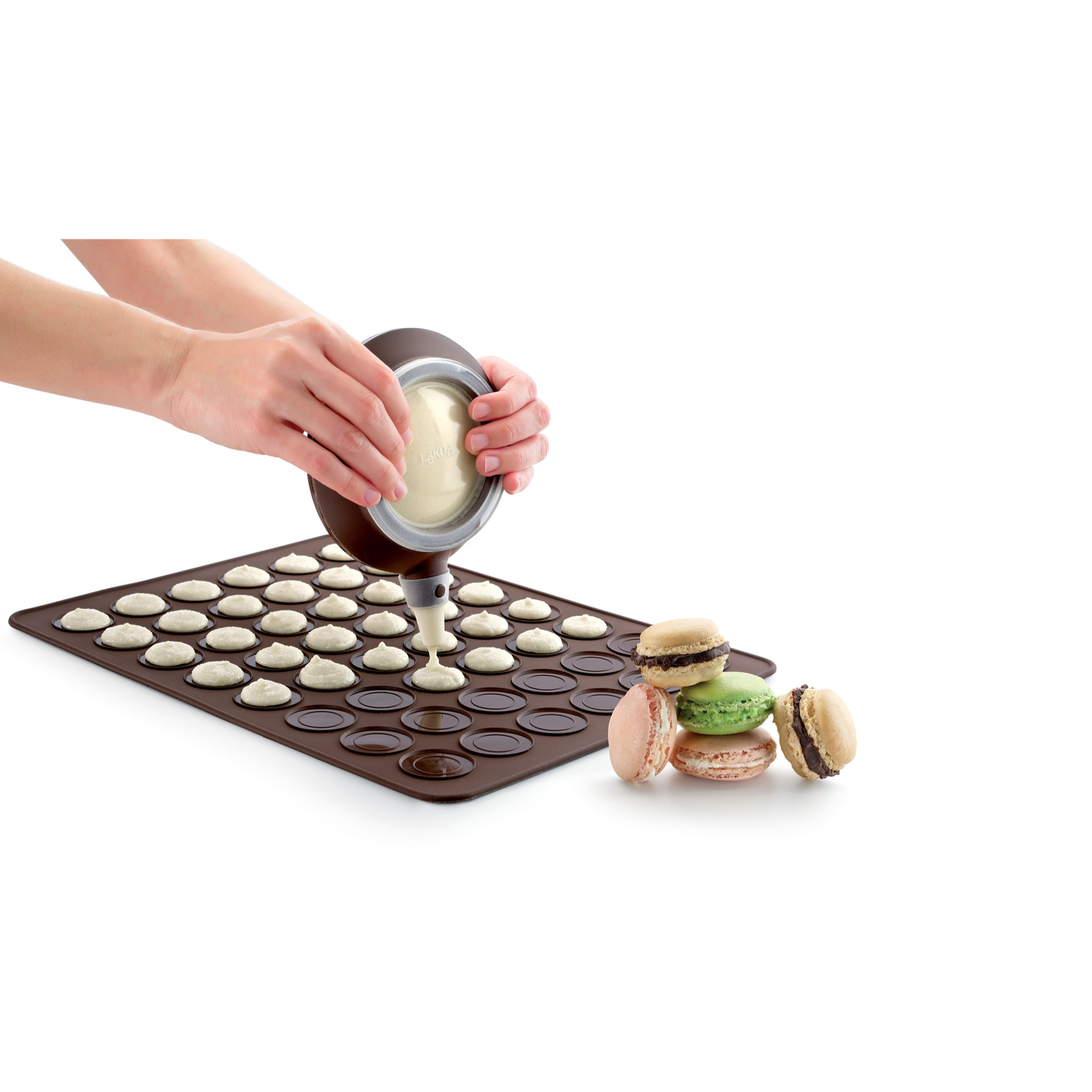 LÉKUÉ Macaron Kit szilikon macaron készítő szett 24db barna LK880384