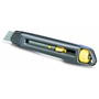 Stanley 0-10-095 InterLock Fémházas Tördelhető Pengés Kés - 9 mm