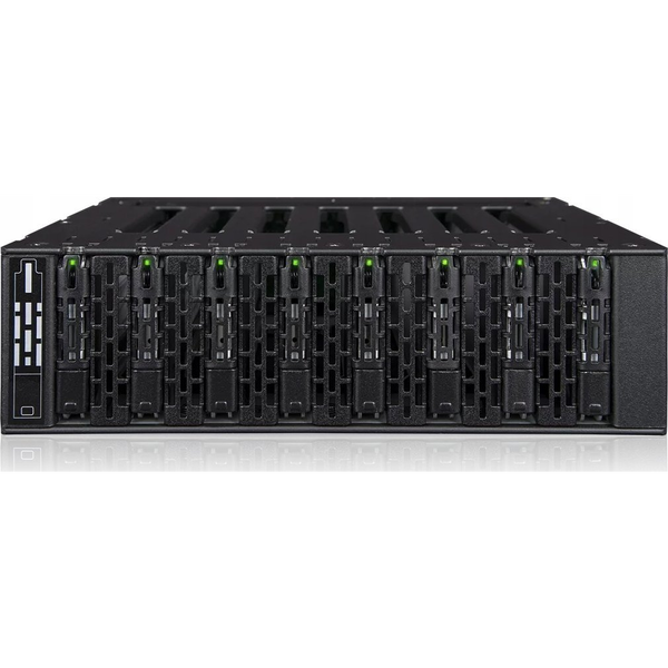ICYDock ToughArmor 8x M.2 NVMe SSD PCIe 4.0 (8x OcuLink)