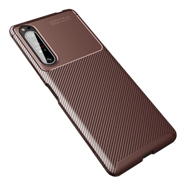 Szilikon telefonvédő (közepesen ütésálló, légpárnás sarok, karbon minta) BARNA [Sony Xperia 1 II (XQ-AT5)] (5996457961535)