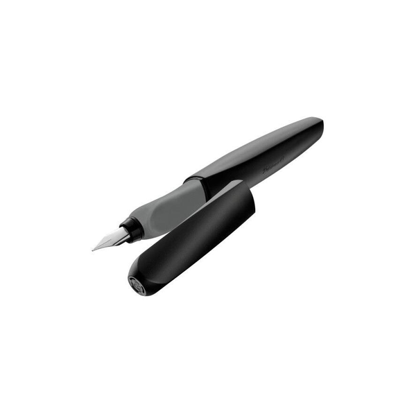 Pelikan Füllhalter Twist     P457 M  Schwarz      +1GTP Faltschachtel