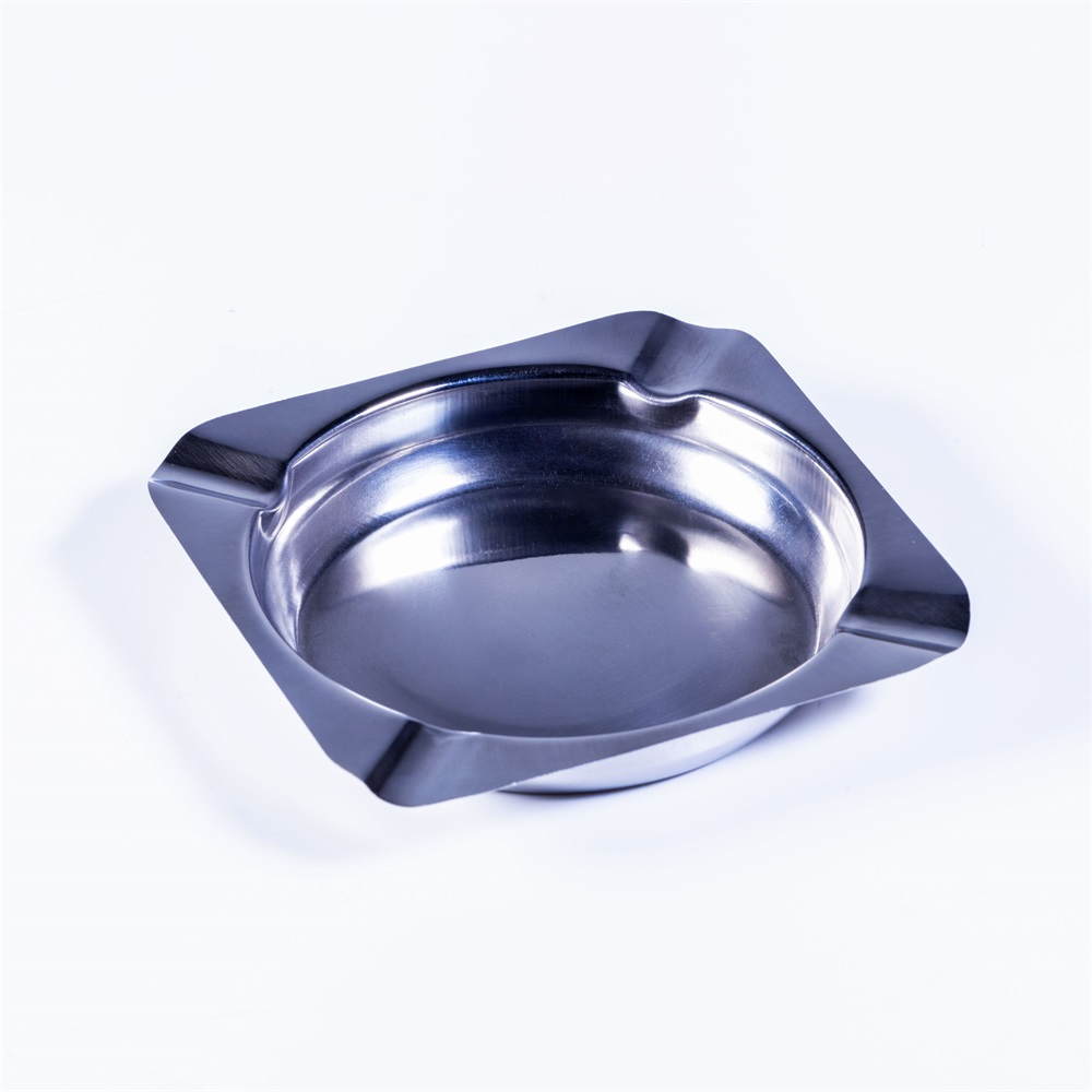 TOO KT-432 Négyzet alakú fém hamutartó 11 cm - Ezüst (KT-432)