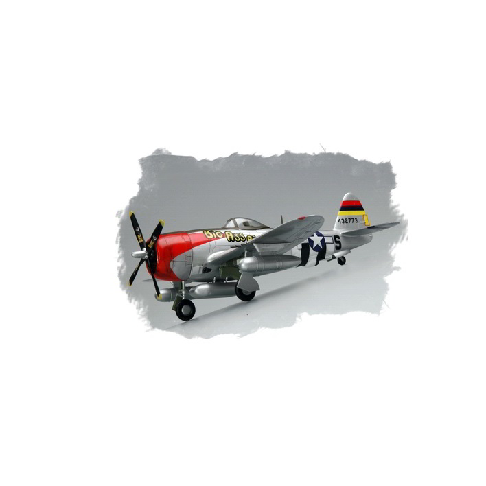 HobbyBoss P-47D Thunderbolt vadászrepülőgép műanyag modell (1:72) (MHB-80257)