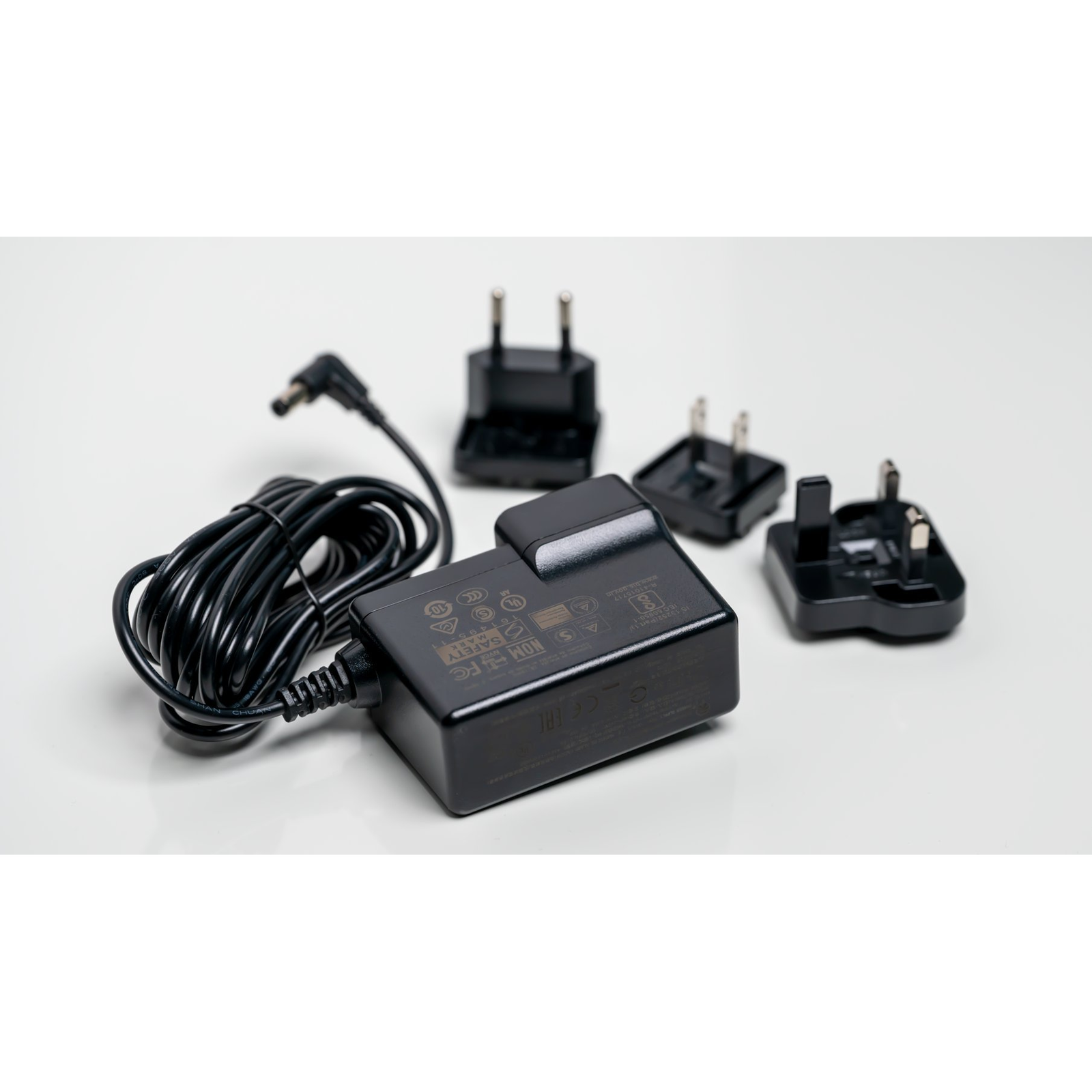 Humly Room Display Power supply zdroj a transformátor Vnútorný 24 W Čierna