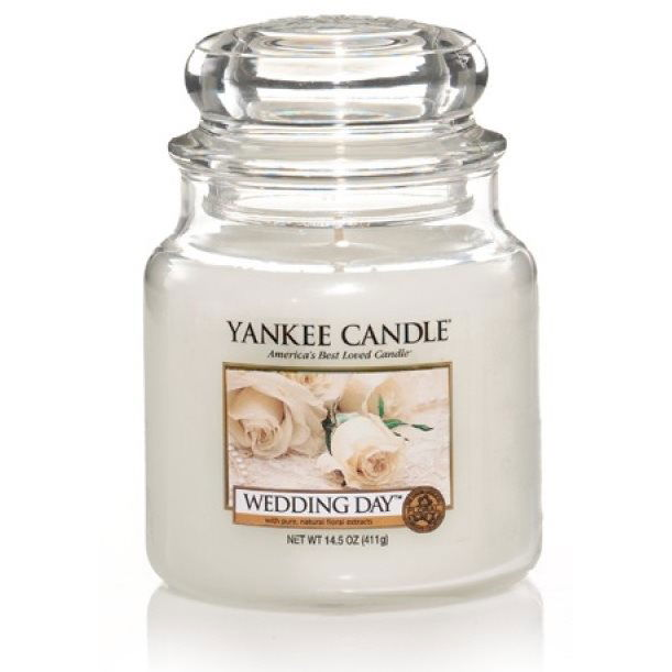 YANKEE CANDLE Classic Wedding Day, közepes méretű, 411 gramm (5038580000825)
