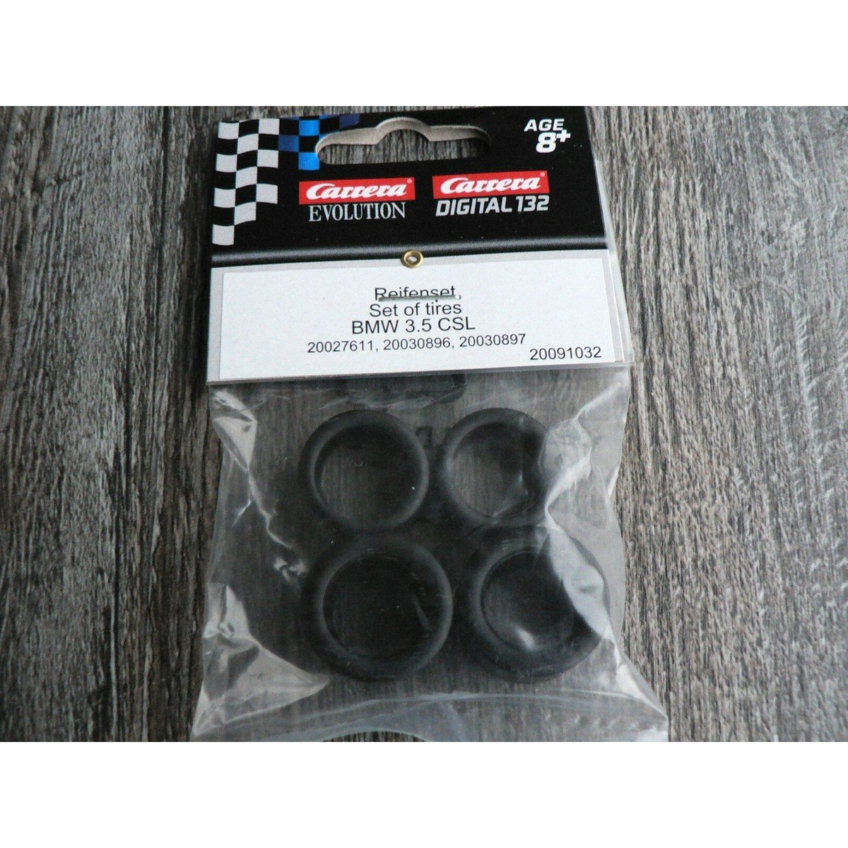 CARRERA-TOYS Evolution / DIGITAL 132 abroncs készlet 20091032 (20091032)