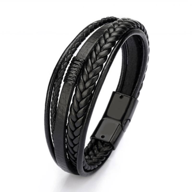 Predator Q1 Black Bracelet 21 cm with model number A7004-2 (20891)