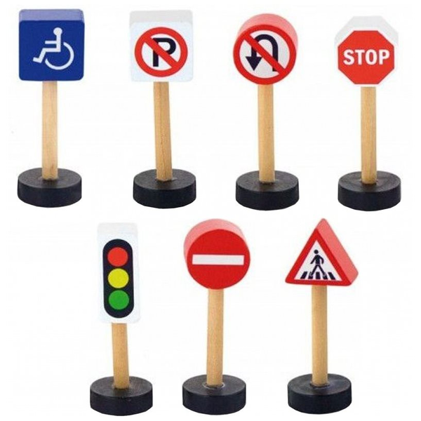 Fa útjelző táblák