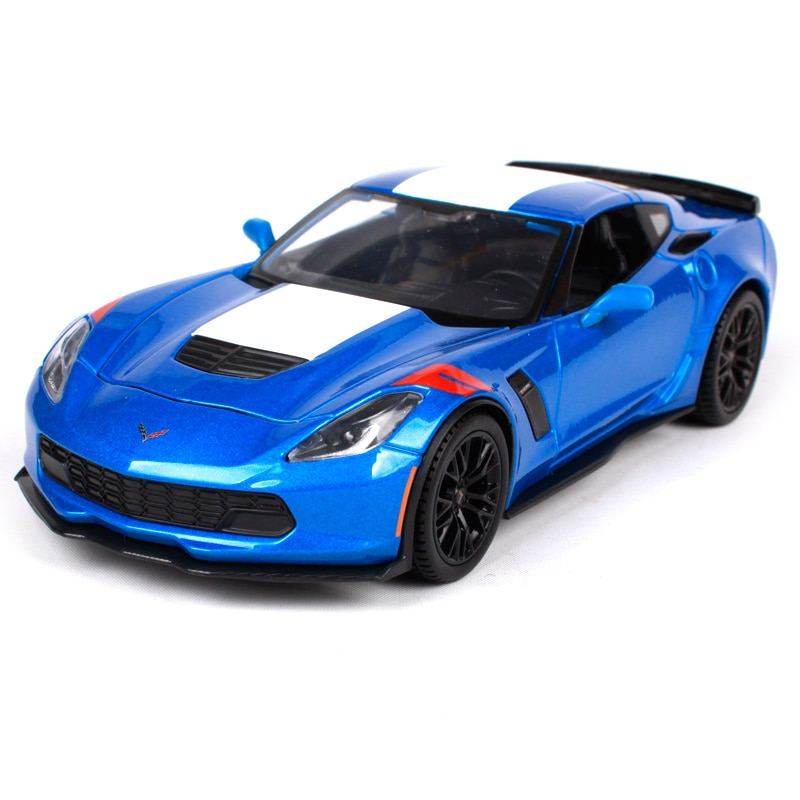 Maisto Corvette Grand Sport 2017 fém modell (1:24) (31516)