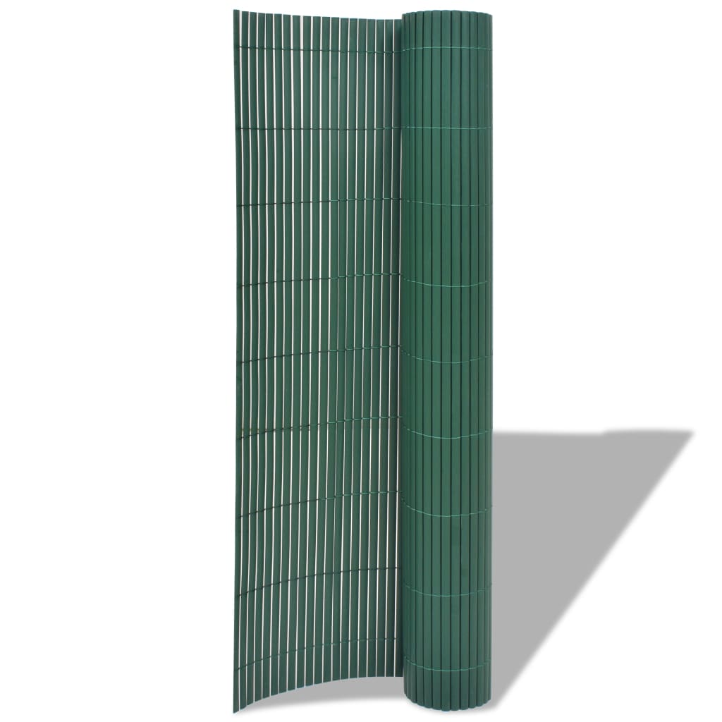 zöld kétoldalas PVC kerti kerítés 90 x 500 cm (43628)