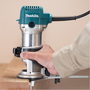 Makita RT0702CX2J Felsőmaró Élmaró készlet kofferben (710W / 6-8mm)