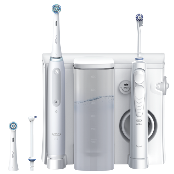 Braun Oral-B Center OxyJet Elektromos Szájzuhany 600ml és Oral-B iO4 Elektromos fogkefe - Fehér