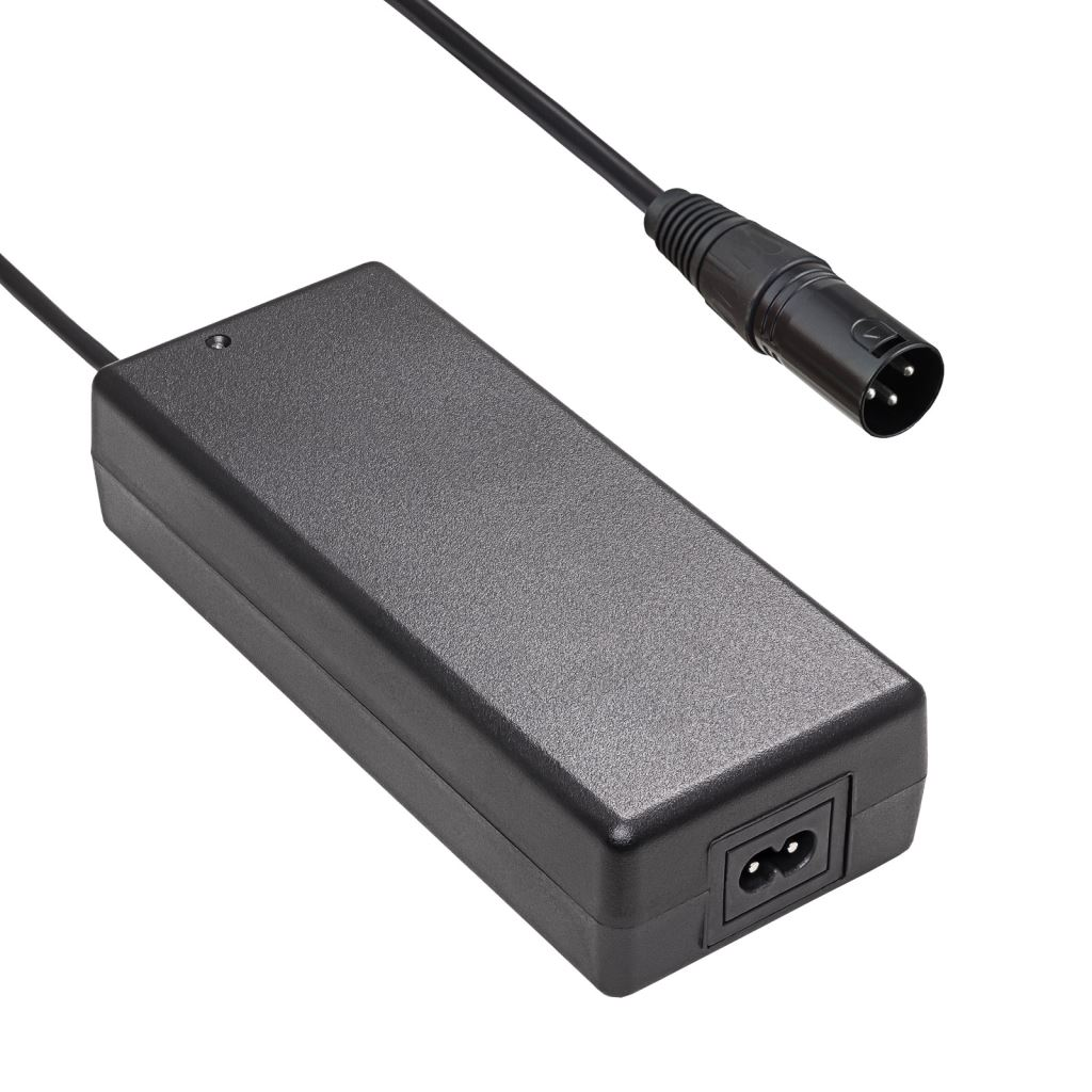 Akyga elektromos kerékpár töltő 54.6V / 2A 110W Cannon XLR (AK-EV-04) (AK-EV-04)