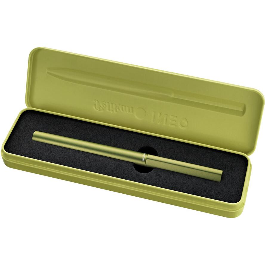 Pelikan Füllhalter Ineo Elements P6 Metall-Etui Frühl.-Grün (823692) (823692)