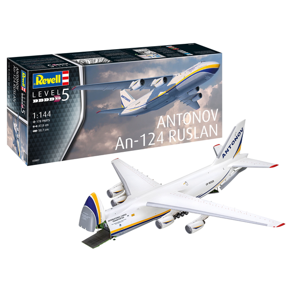 Revell Antonov AN-124 Ruslan repülőgép műanyag modell (1:144)