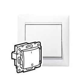 Legrand Valena fehér hárompólusú kapcsoló (774403)