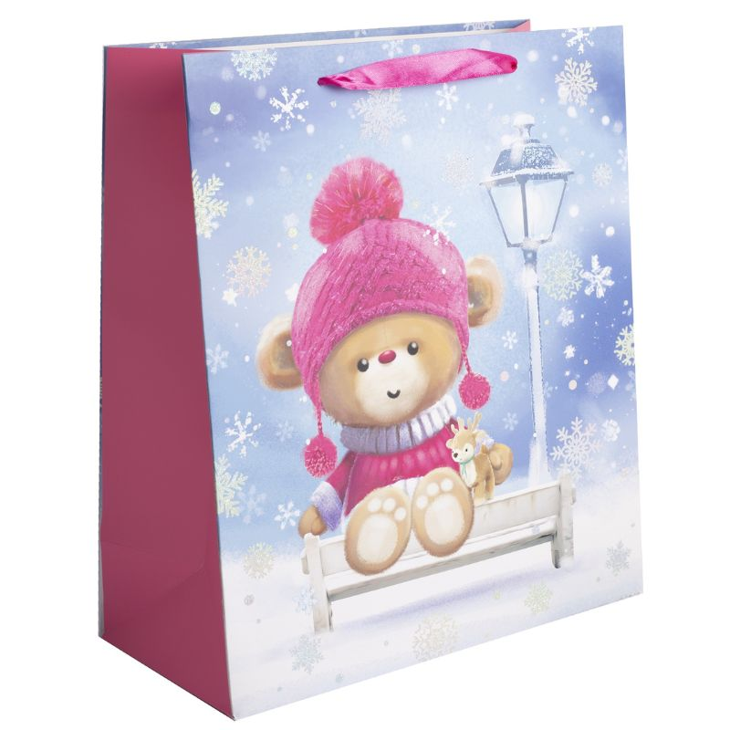 Ajándéktasak 26x32cm Padon ülő maci a hóesésben (1db) (371889)