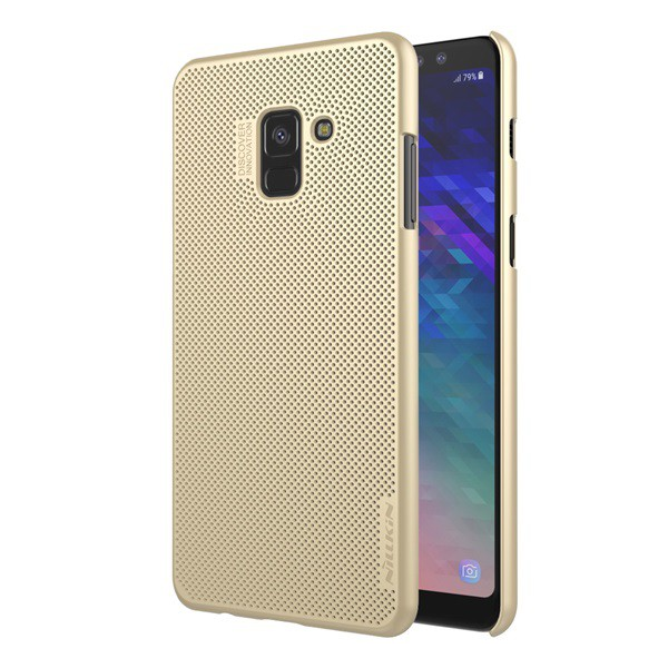 NILLKIN AIR műanyag telefonvédő (gumírozott, lyukacsos) ARANY [Samsung Galaxy A8 Plus (2018) SM-A730F] (5996457757602)