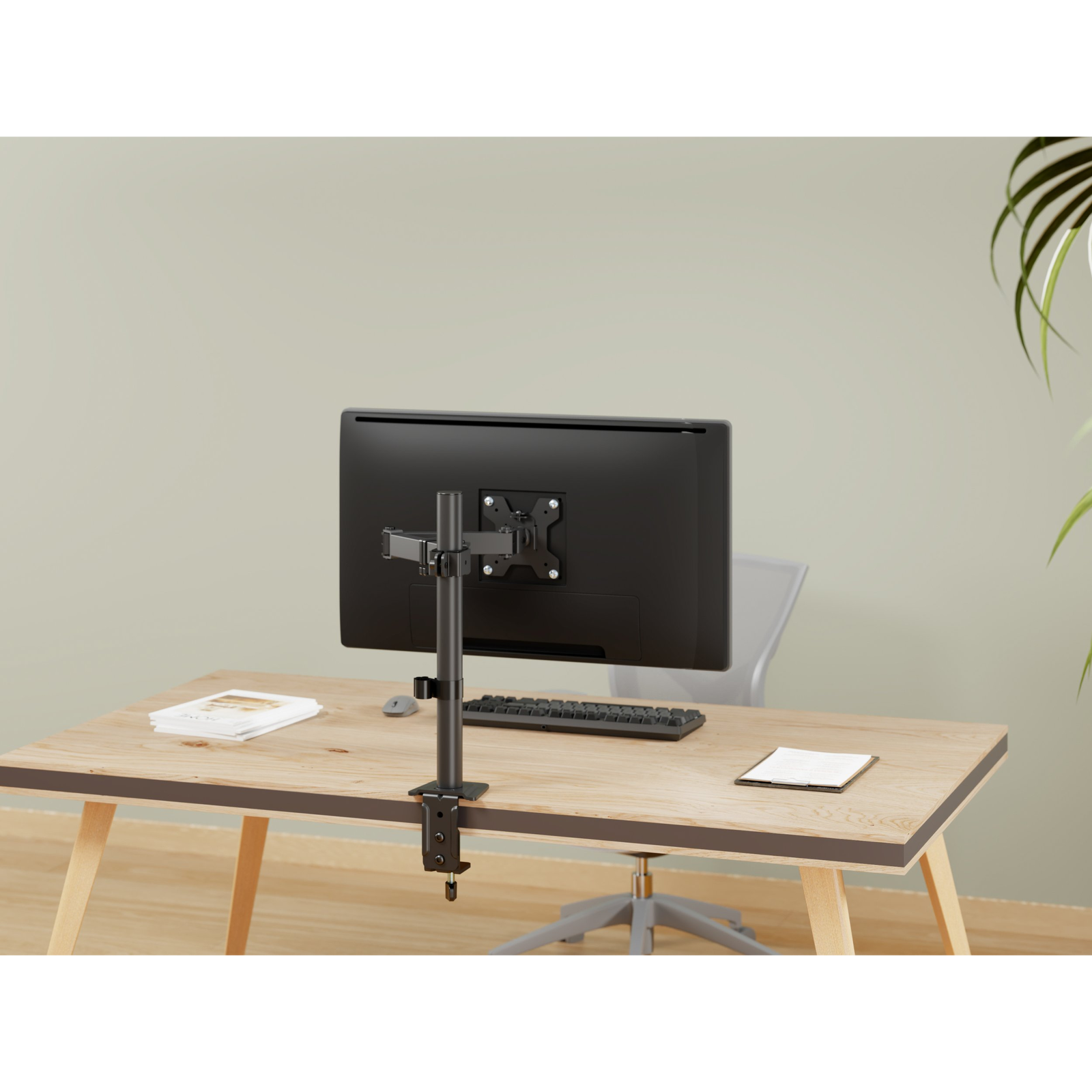 Equip 650174 držiak / stojan na monitory 81,3 cm (32") Stôl Čierna