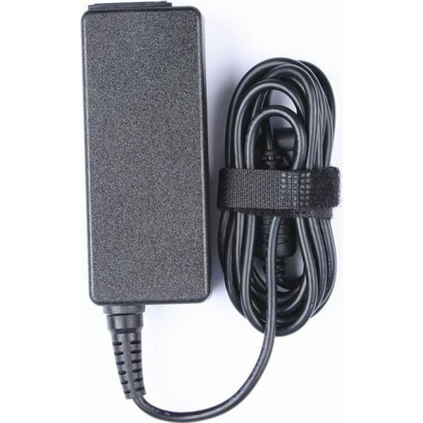 ASUS 0A001-00530200 áramátalakító és inverter Beltéri 40 W Fekete