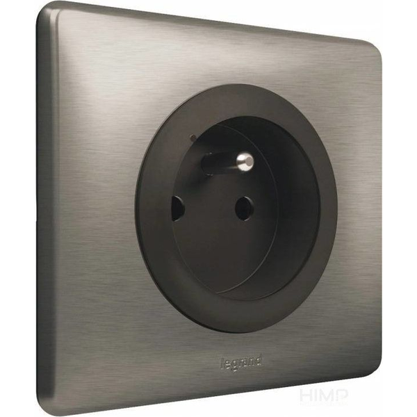 Legrand 064895 stikkontakt