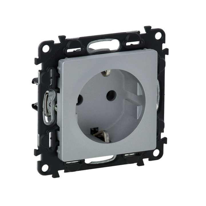 Legrand 753320 Valena Life Alumínium 2P+F csatlakozós fali konnektor gyerekvédelemmel (753320)