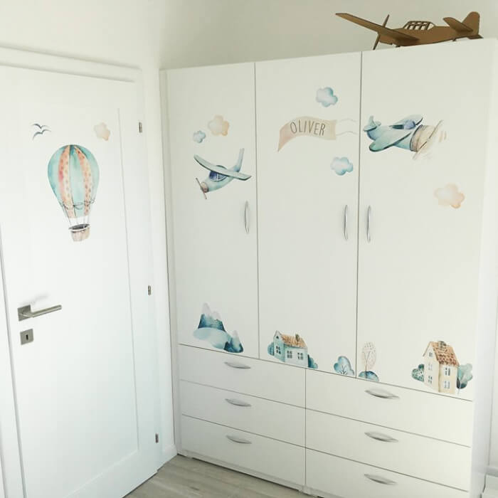 Falmatricák - Repülő és léggömb névvel (3697bf)