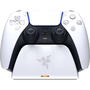 Razer gyorstöltő állvány PS5 kontrollerhez fehér (RC21-01900100-R3M1)