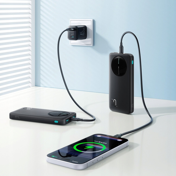 Powerbank Joyroom Powerbank Joyroom JR-PBF12 Pro 22,5W 10000mAh z wyświetlaczem cyfrowym 2x USB-A 1x USB-C - czarny