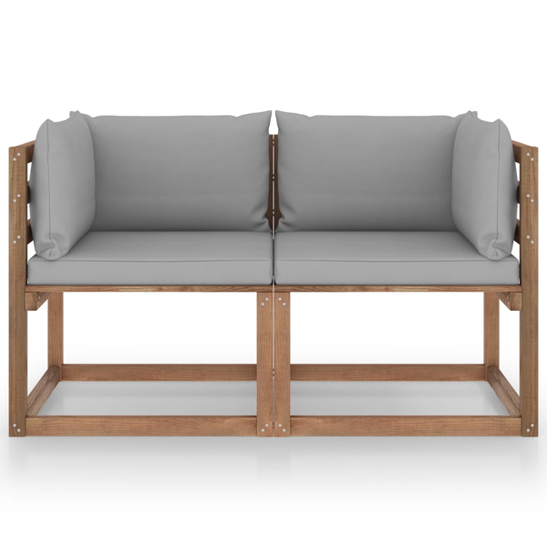 kétszemélyes fenyőfa kerti raklapkanapé szürke párnákkal