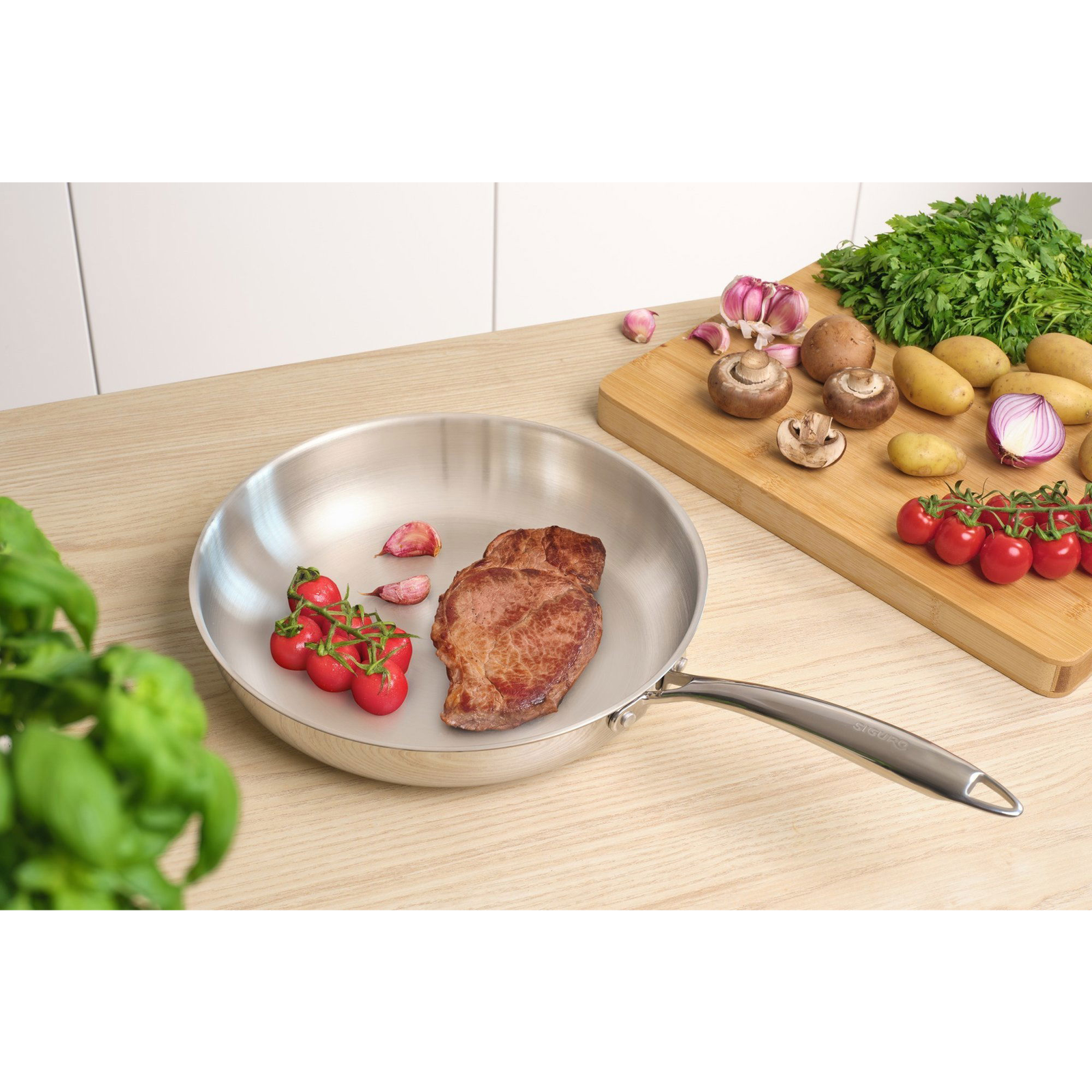 Siguro Pure Delight serpenyő, 28 cm átmérő, prémium rozsdamentes acél (SGR-CS-P728SU)