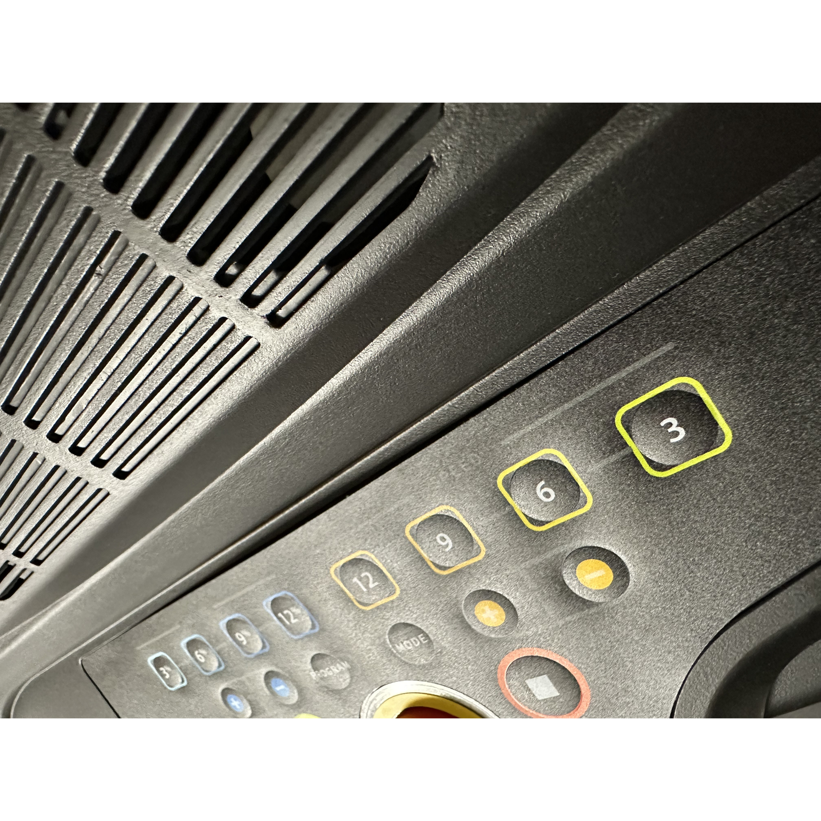 ZIPRo Notus Bontott gyári hibás