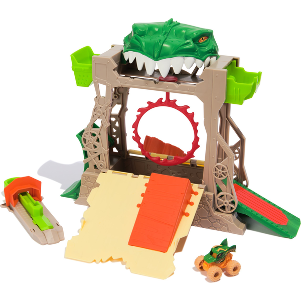 Monster Jam Dragon Dungeon of Doom