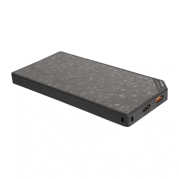 FLEXTAIL Hordozható akkumulátor 10000 mAh fekete szénszál IPX4 ZERO POWER-B