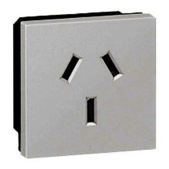 Legrand ausztrál szabvány, csavaros 15 A fehér 2P+F csatlakozóaljzat (572112) (l572112)