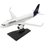 Revell Airbus A320 neo Lufthansa Repülőmodell építőkészlet 1:144 (63942)