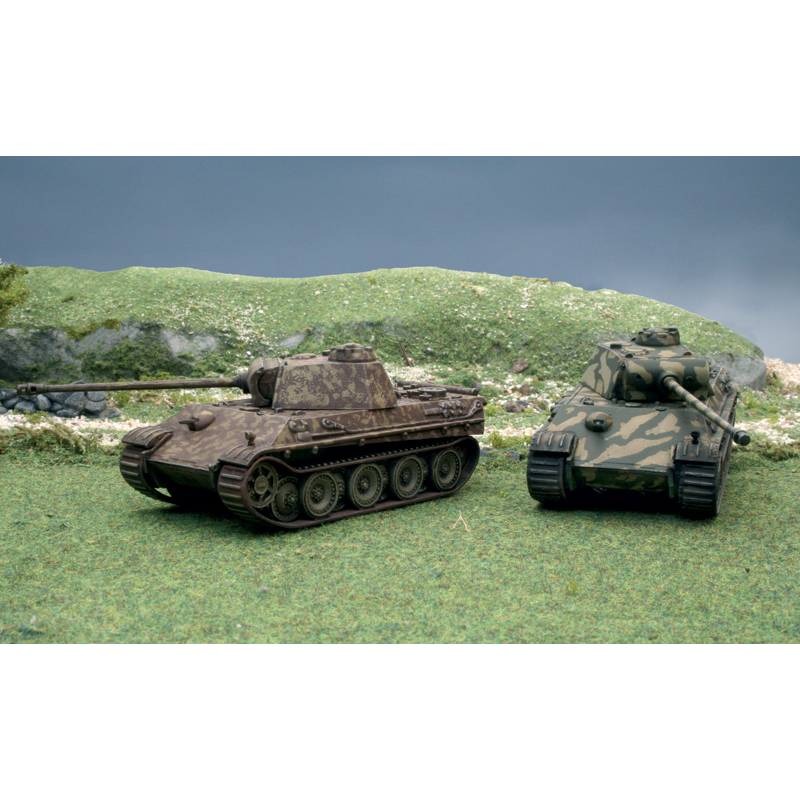 Italeri Párduc és Tigris tank műanyag modell (1:72) (MI-7504)