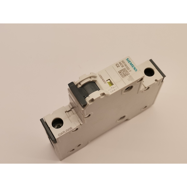 Siemens 5SY6102-7 Ikke kategoriseret