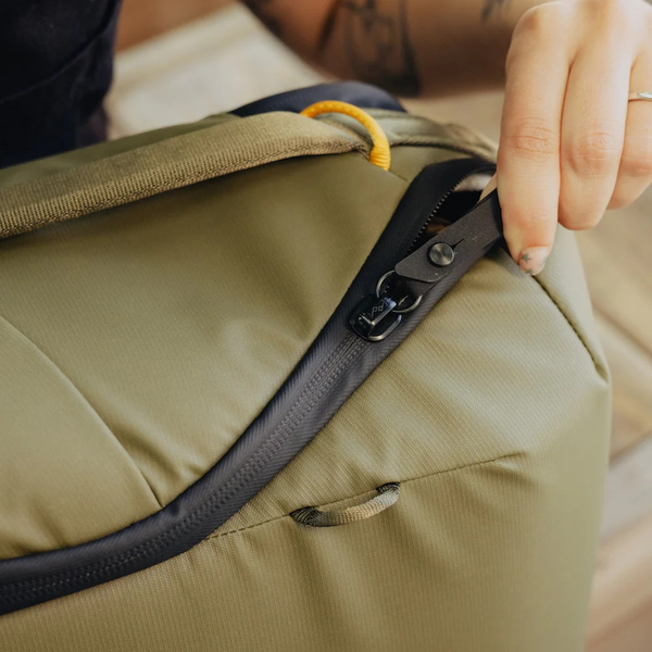 PEAK DESIGN Everyday Backpack 15L Zip Algazöld