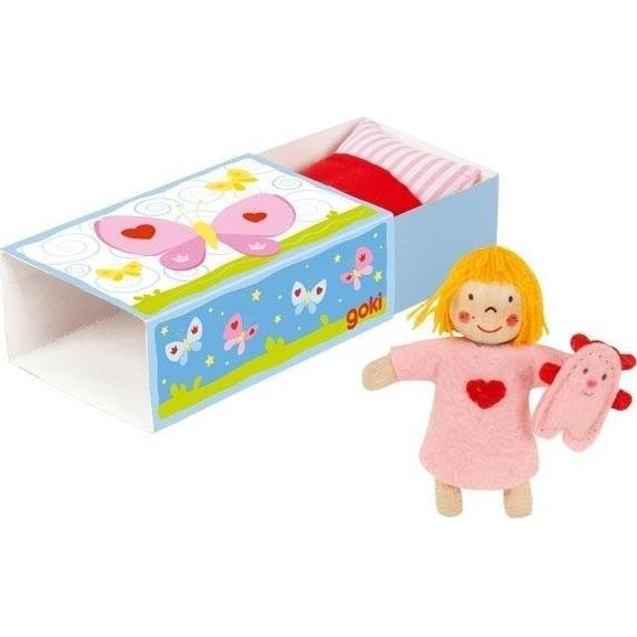 Goki 51536 gyufásskatulya baba Bedtime doll