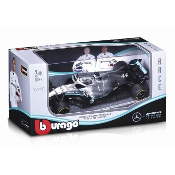 Bburago: 2019 Mercedes F1 versenyautó, 1:43 (97995) (97995)