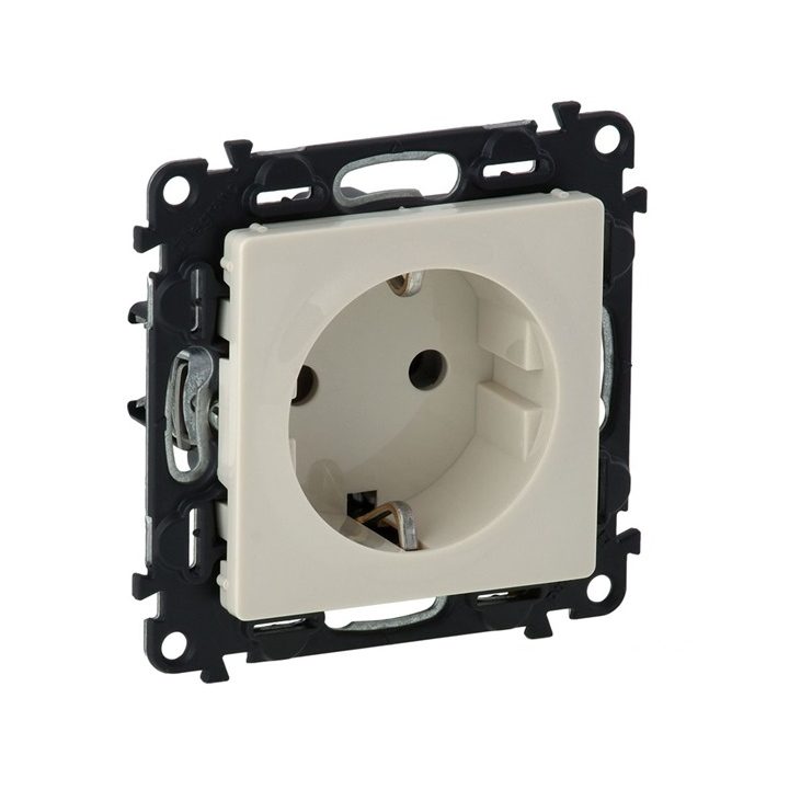 Legrand 753225 Valena Life 2P+F csatlakozós fali konnektor (753225)