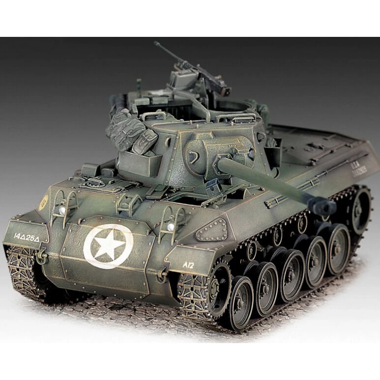 Academy U.S. Army M18 Hellcat tank műanyag modell (1:35) (MA-13255)
