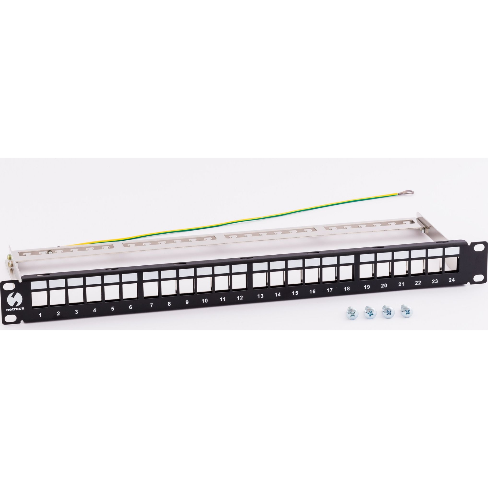Netrack patch panel 24 port 1U 19