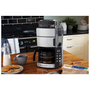 Russell Hobbs 25610-56 Grind&Brew darálós kávéfőző, üveg kiöntővel
