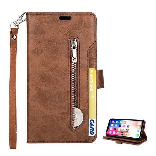 Tok álló, bőr hatású (FLIP, oldalra nyíló, asztali tartó funkció, cipzáras pénztárca, csuklópánt) BARNA [Apple iPhone XS Max 6.5] (5996457803842)