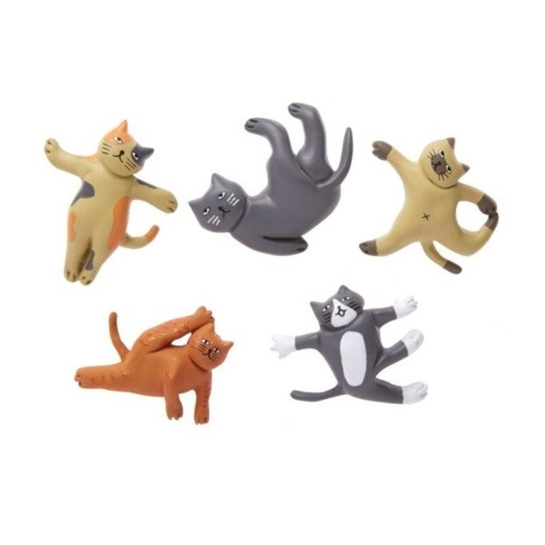 Kikkerland S/5 jógacicák hűtőmágnes (MG89)