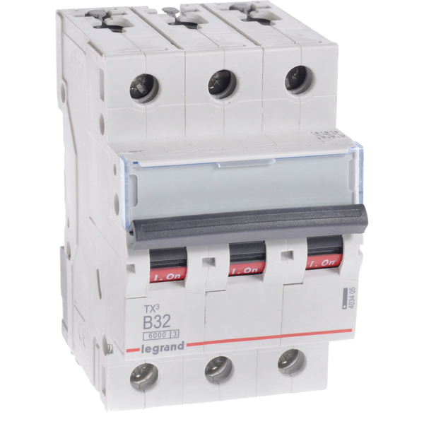 Legrand TX3 nadprúdová istič S 303 B32A 403405