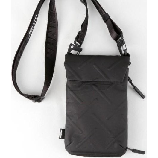 SKINARMA Juno telefontartó válltáska crossbody fekete SP113456 (SP113456)